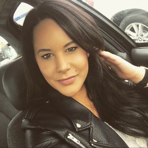 Meet your Posher, Natasha